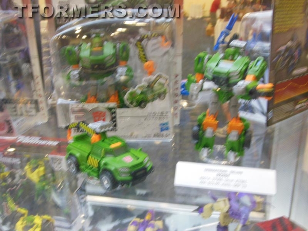 Transformers=botcon 2013 Generatations Prime Paltinum  (98 of 424)